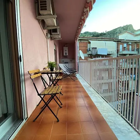 Apartment Casetta Di Arianna Cefalu